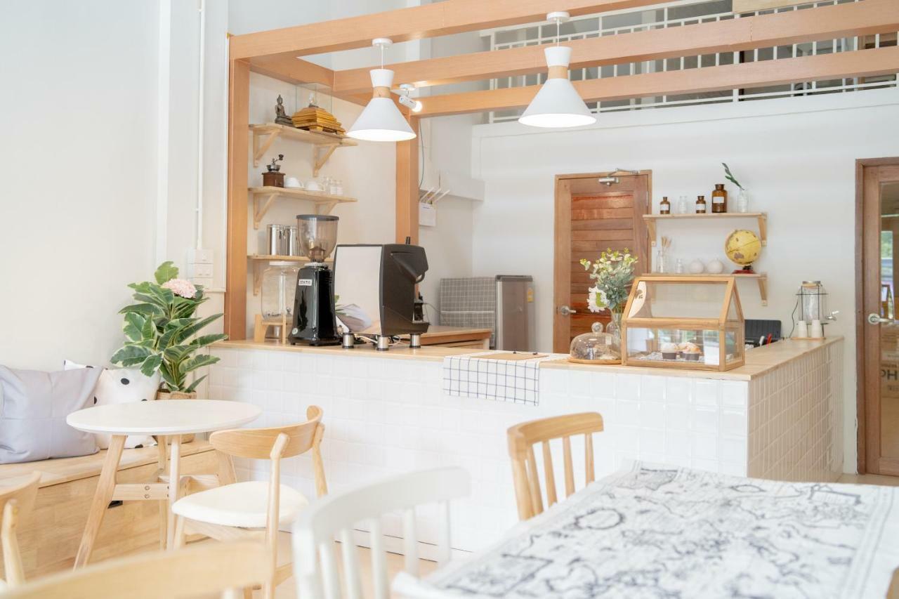 Viv Hometel&Cafe شيانغ ماي المظهر الخارجي الصورة